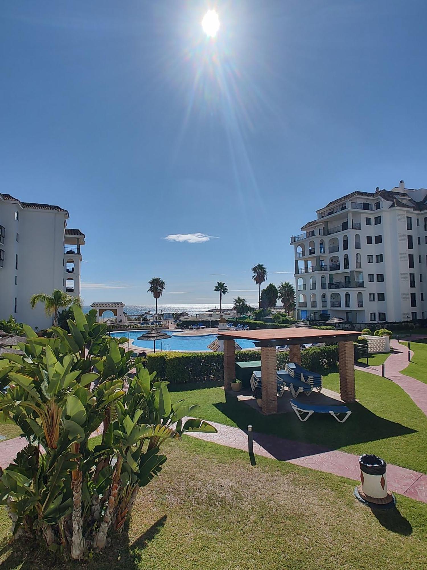 Castillo de Sabinillas Duquesa 5210 Beach Side Paradise מראה חיצוני תמונה